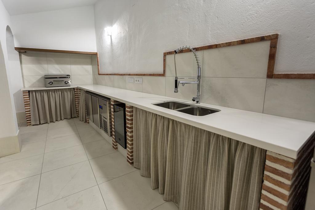 Canete Medica House Almodóvar del Río المظهر الخارجي الصورة